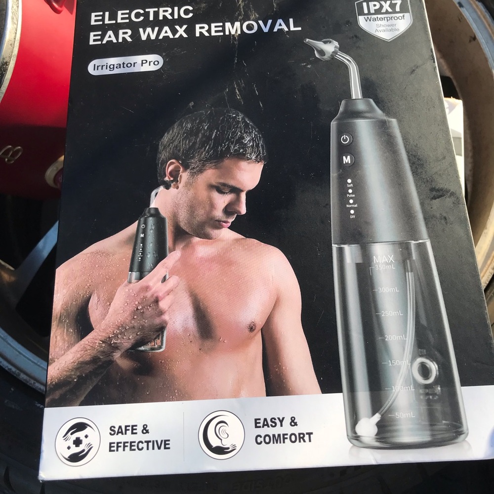 Black Cordless Ear Wax Removal Tool with Multiple Speed Settings